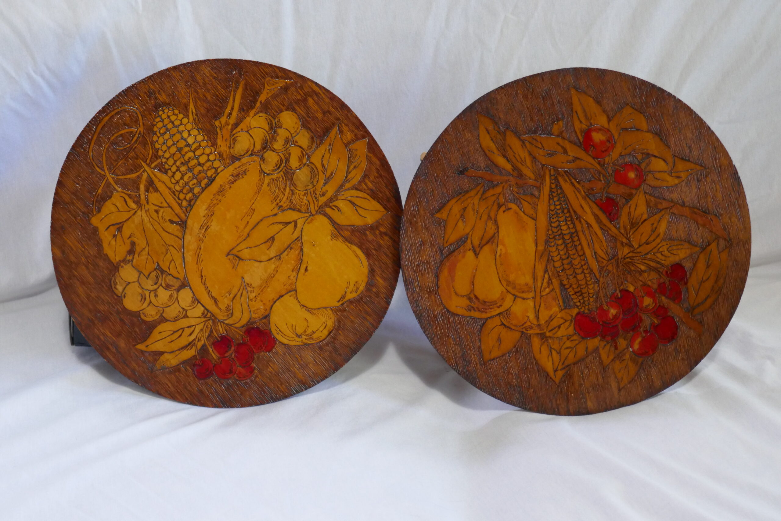 pyrographic wood plates