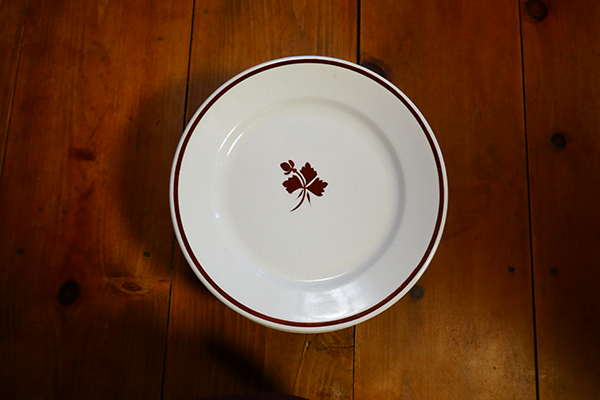 Tea leaf plate