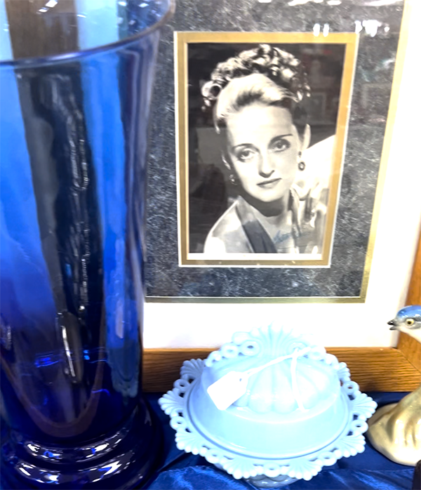 18Betty_600 Betty Davis image